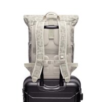 Johnny Urban Allen Medium Backpack Sand Leo